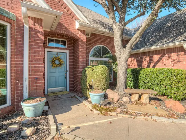 Photo 3 — 3901 Wildmeadow Court, Edmond, OK 73003