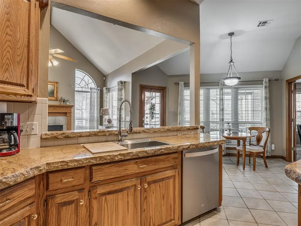 Photo 19 — 3901 Wildmeadow Court, Edmond, OK 73003