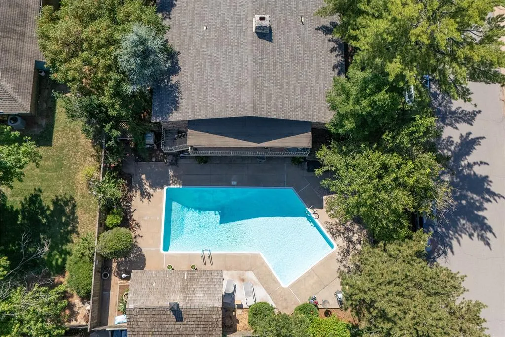 Photo 3 — 622 Oak Drive, Weatherford, OK 73096
