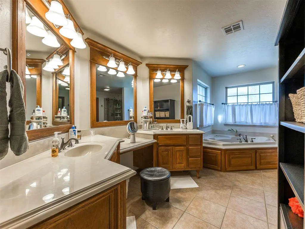Photo 24 — 28415 Portland Avenue, Blanchard, OK 73010