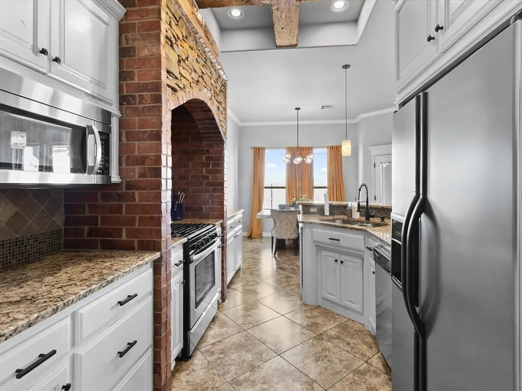Photo 18 — 6000 Bentley Drive, Oklahoma City, OK 73169