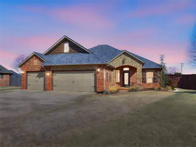 Photo 5 — 6000 Bentley Drive, Oklahoma City, OK 73169