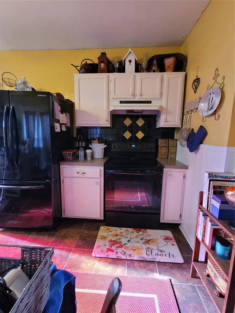 Photo 10 — 402 S 2nd Street, Guthrie, OK 73044