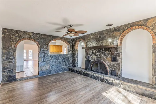 Photo 5 — 9125 E Tecumseh Road, Norman, OK 73026