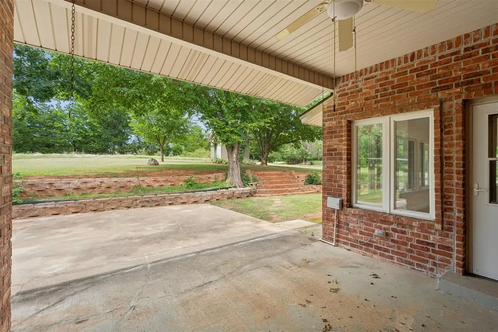 Photo 42 — 2909 N Santa Fe Avenue, Edmond, OK 73003