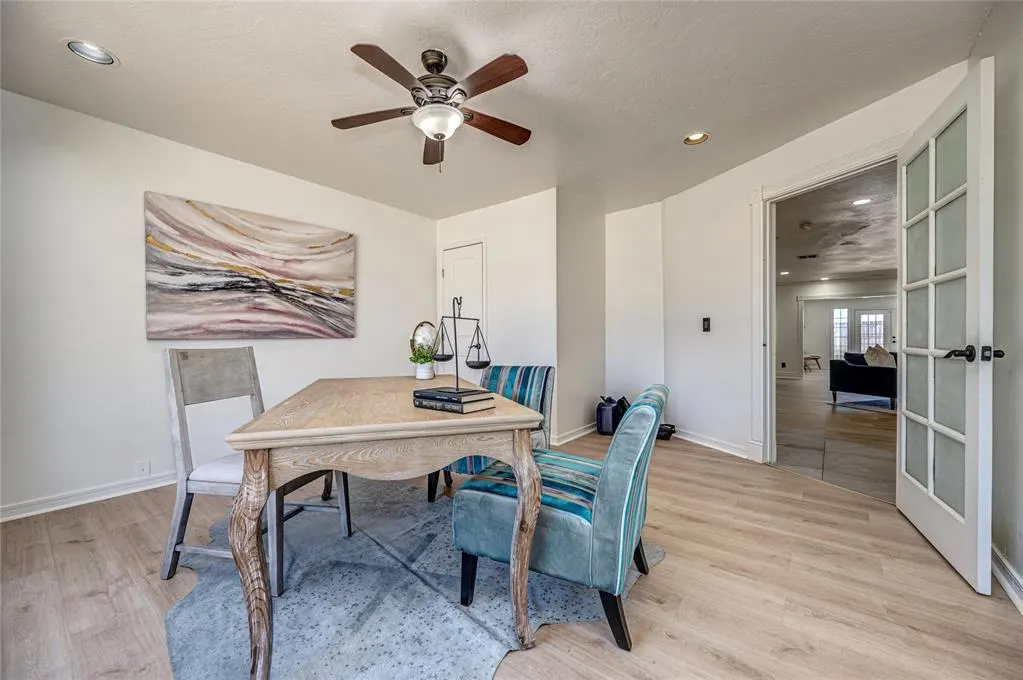 Photo 15 — 8625 Lakehurst Drive, Oklahoma City, OK 73120