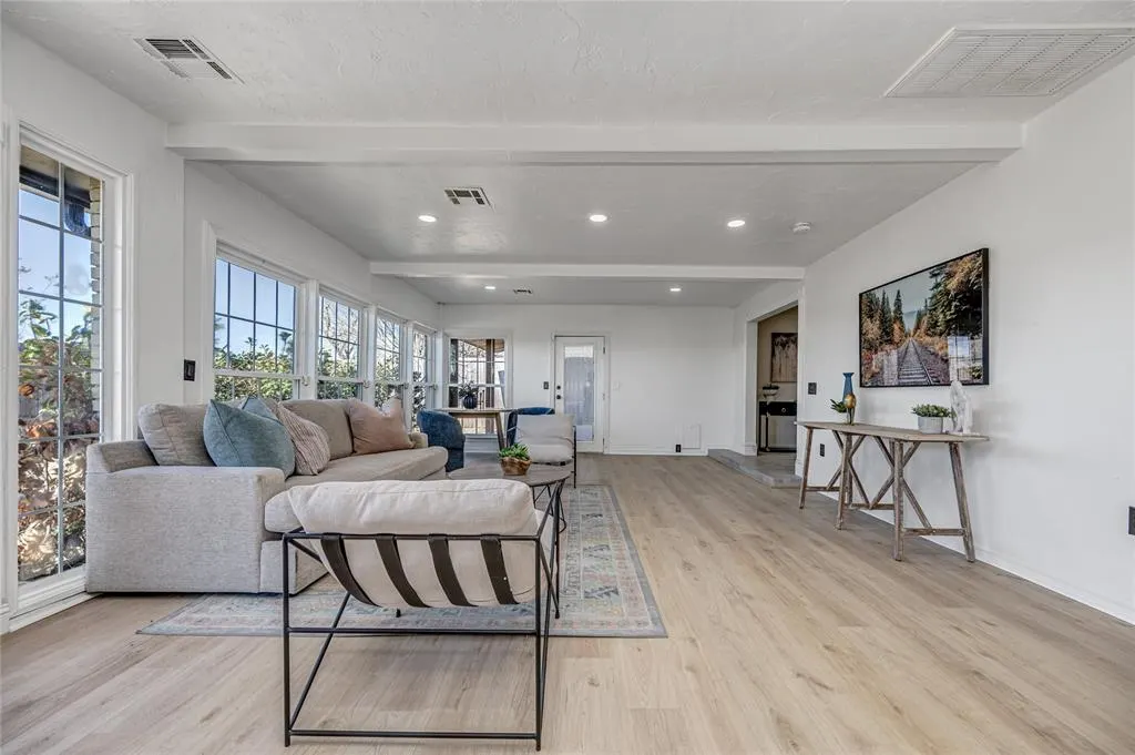 Photo 28 — 8625 Lakehurst Drive, Oklahoma City, OK 73120