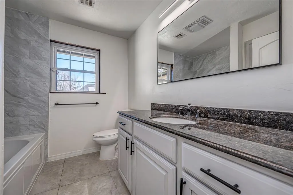 Photo 43 — 8625 Lakehurst Drive, Oklahoma City, OK 73120