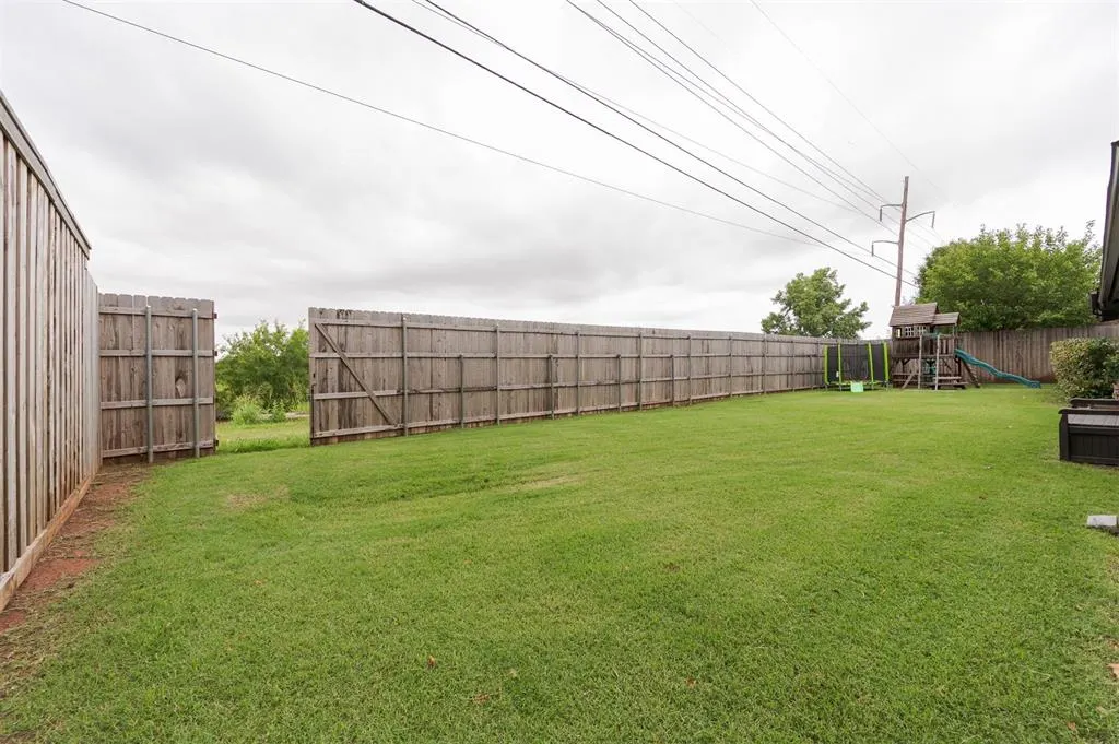 Photo 50 — 8625 Lakehurst Drive, Oklahoma City, OK 73120