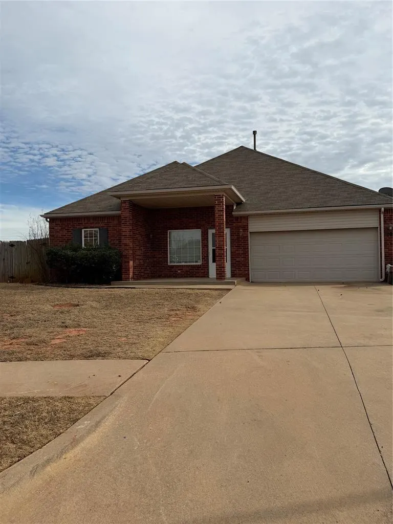 Front exterior — 6920 Freedom Avenue, Oklahoma City, OK 73135