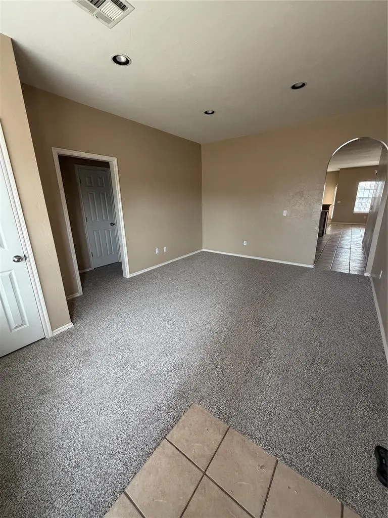 Photo 2 — 6920 Freedom Avenue, Oklahoma City, OK 73135
