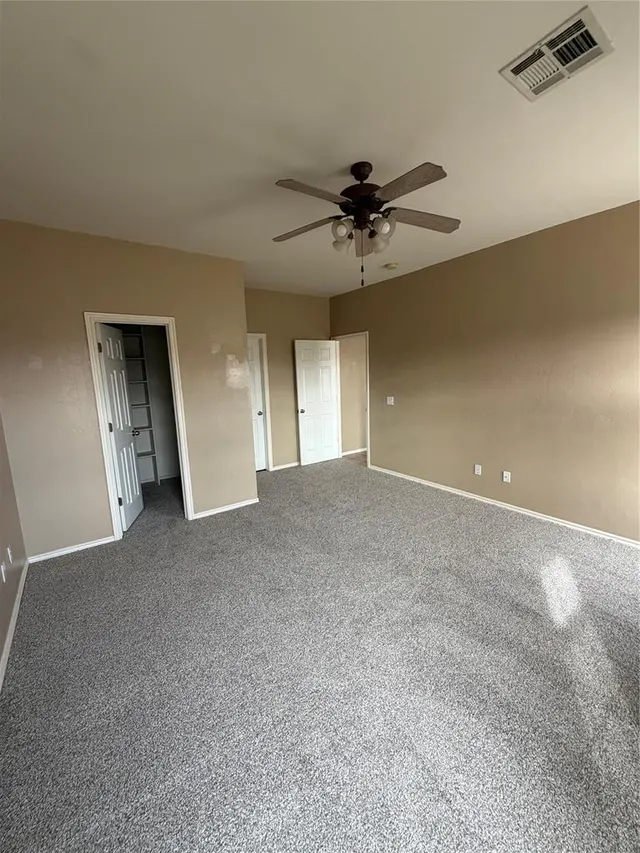 Photo 8 — 6920 Freedom Avenue, Oklahoma City, OK 73135