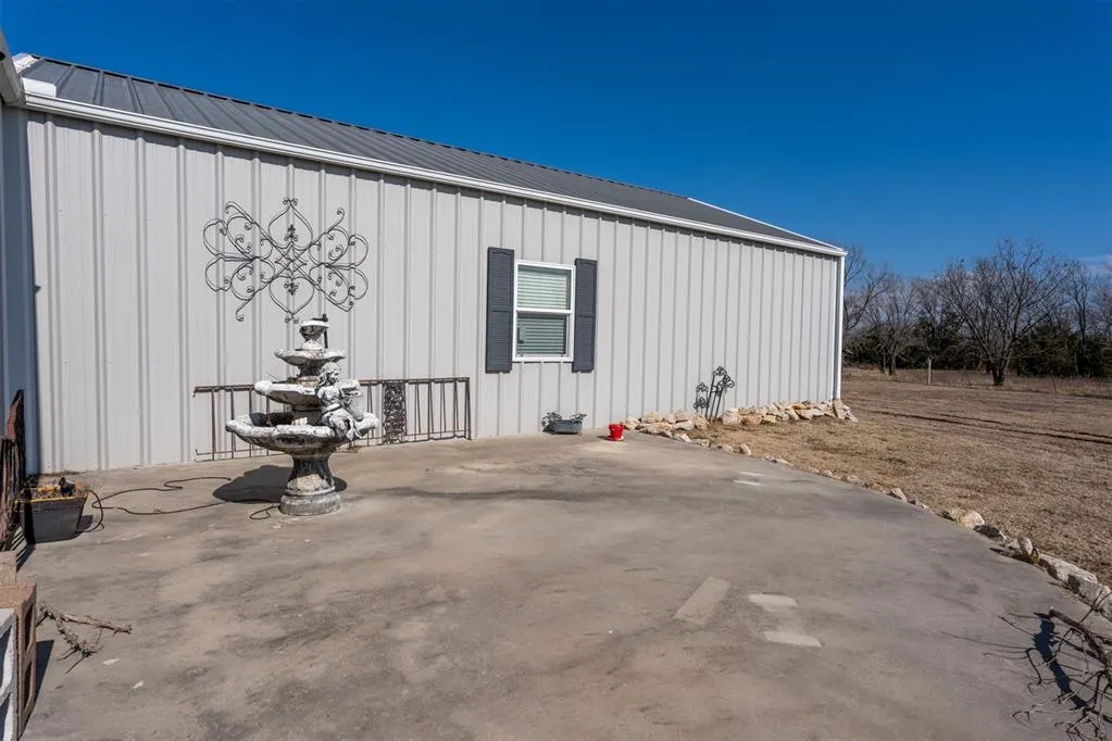 Photo 34 — 374010 E 1100 Road, Okemah, OK 74859