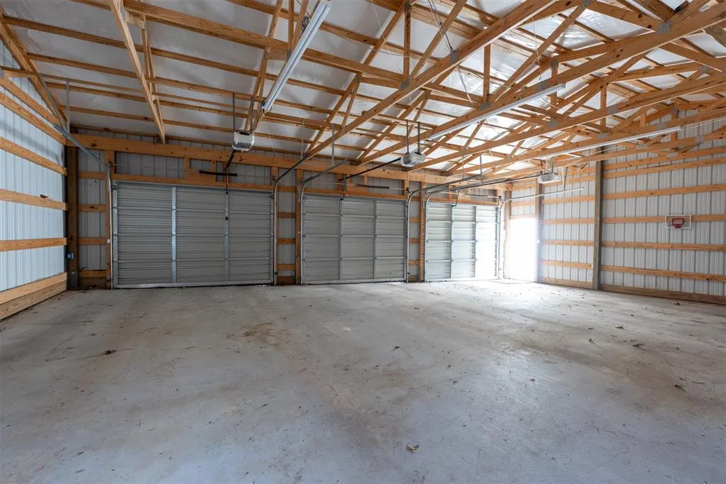 Photo 41 — 374010 E 1100 Road, Okemah, OK 74859