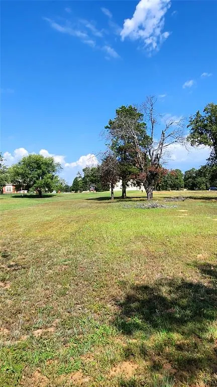 Photo 3 — 0000 Surrey Lane, McLoud, OK 74851
