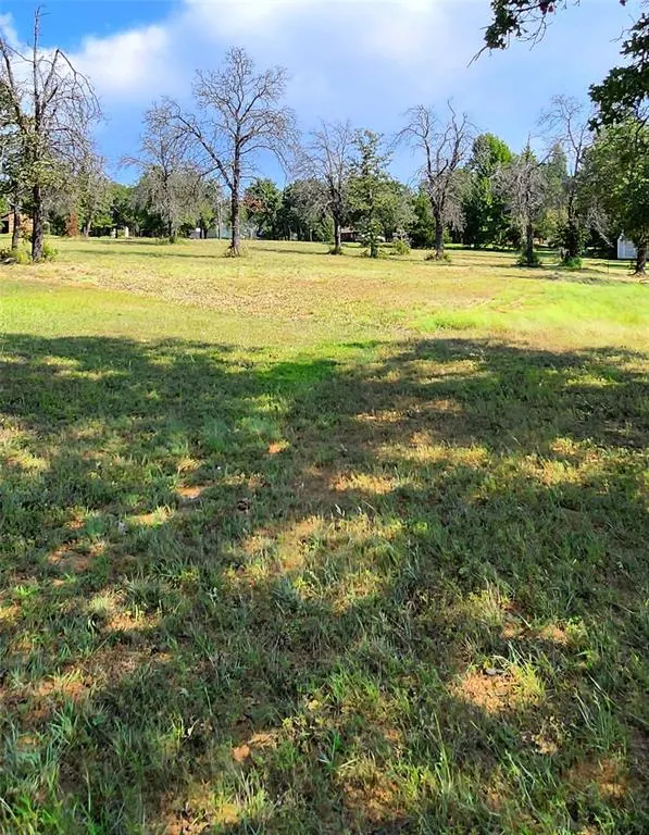 Photo 5 — 0000 Surrey Lane, McLoud, OK 74851