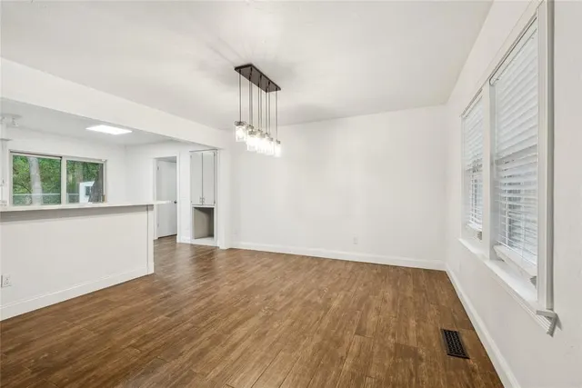 Photo 8 — 817 NE 61 Street, Oklahoma City, OK 73105
