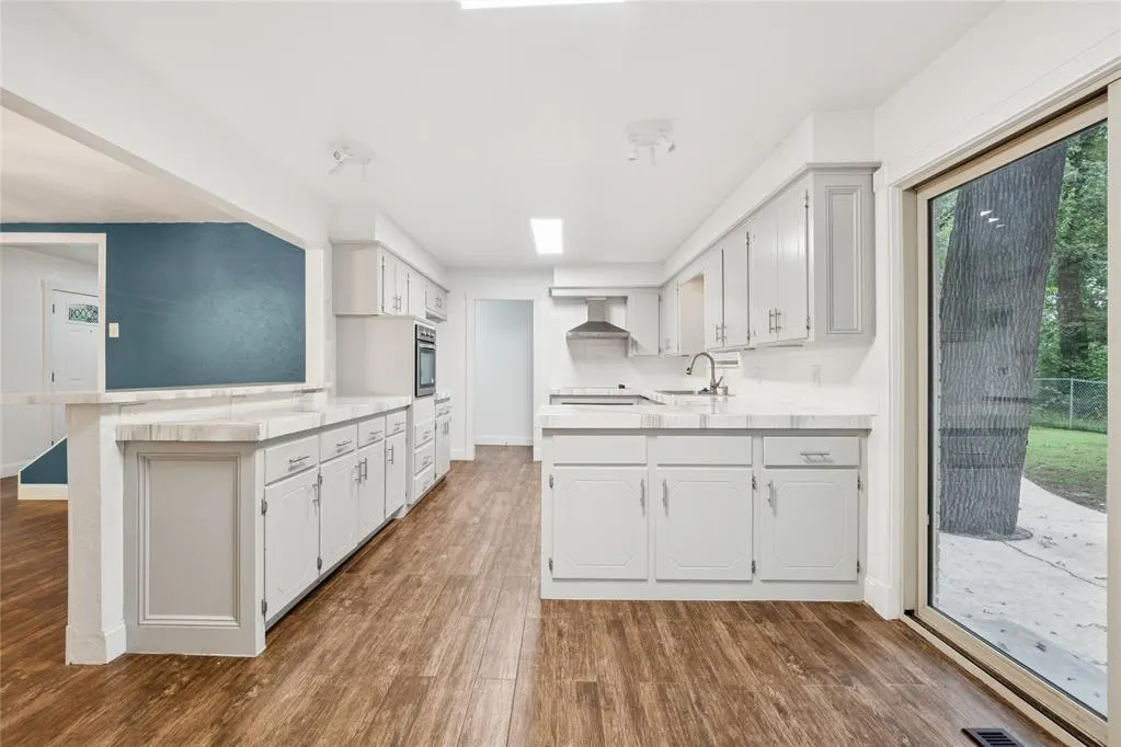Photo 10 — 817 NE 61 Street, Oklahoma City, OK 73105