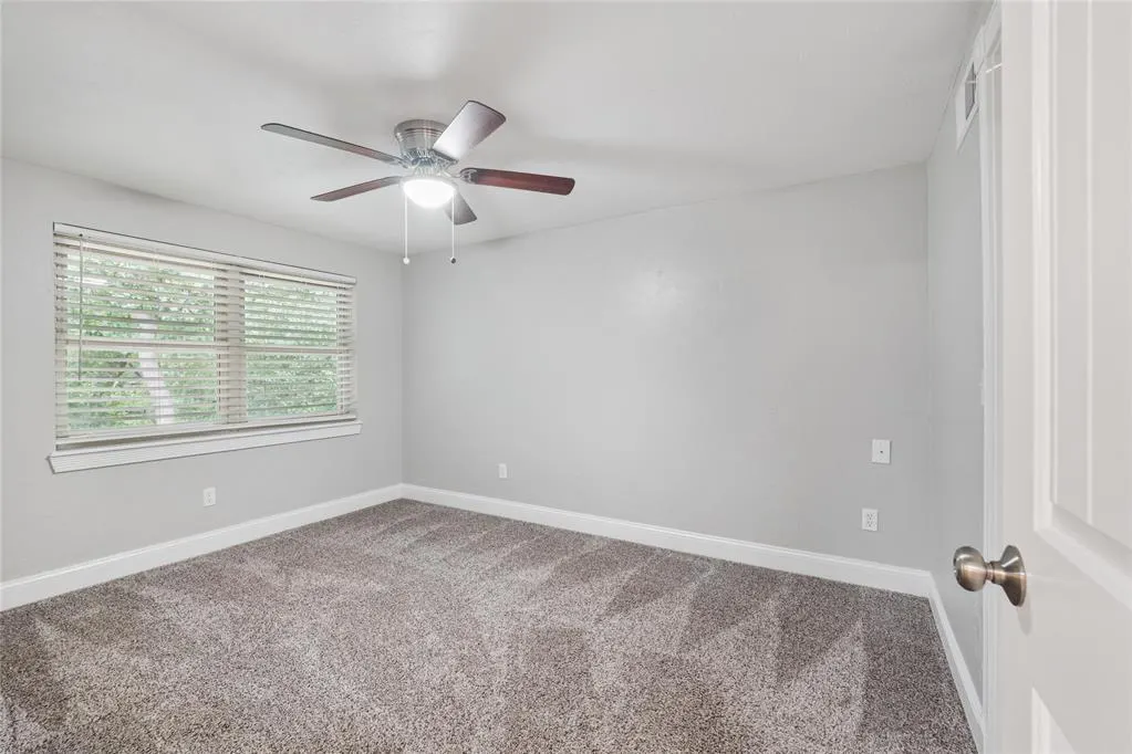 Photo 18 — 817 NE 61 Street, Oklahoma City, OK 73105