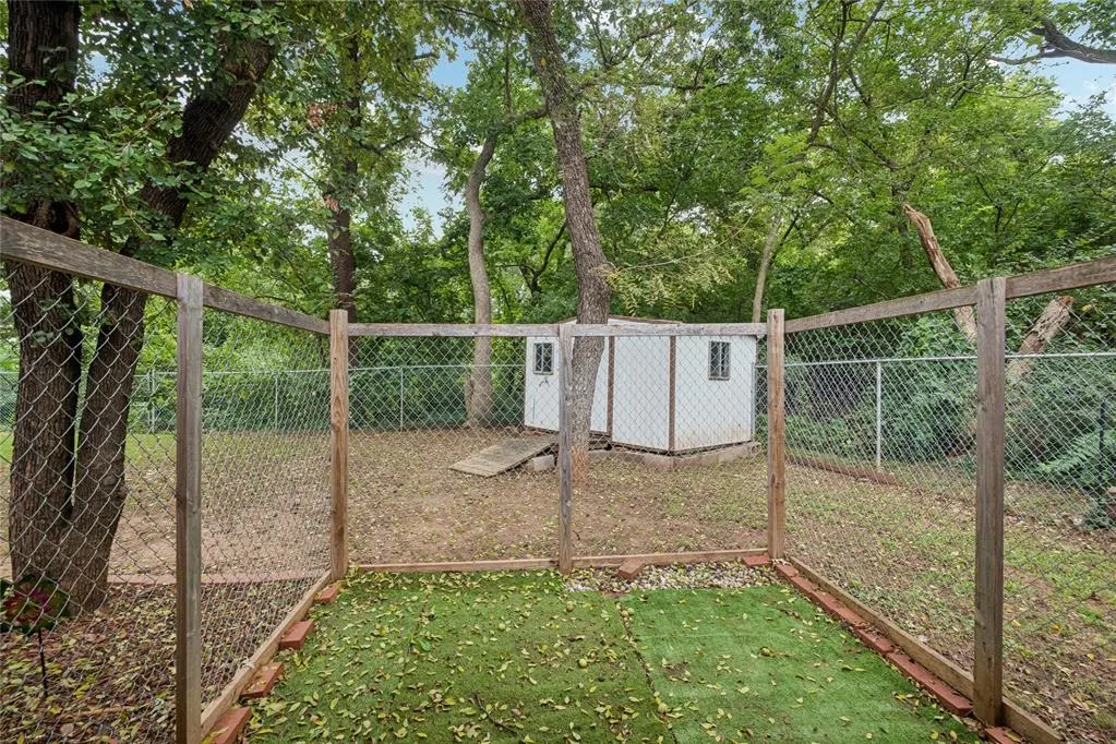 Photo 28 — 817 NE 61 Street, Oklahoma City, OK 73105