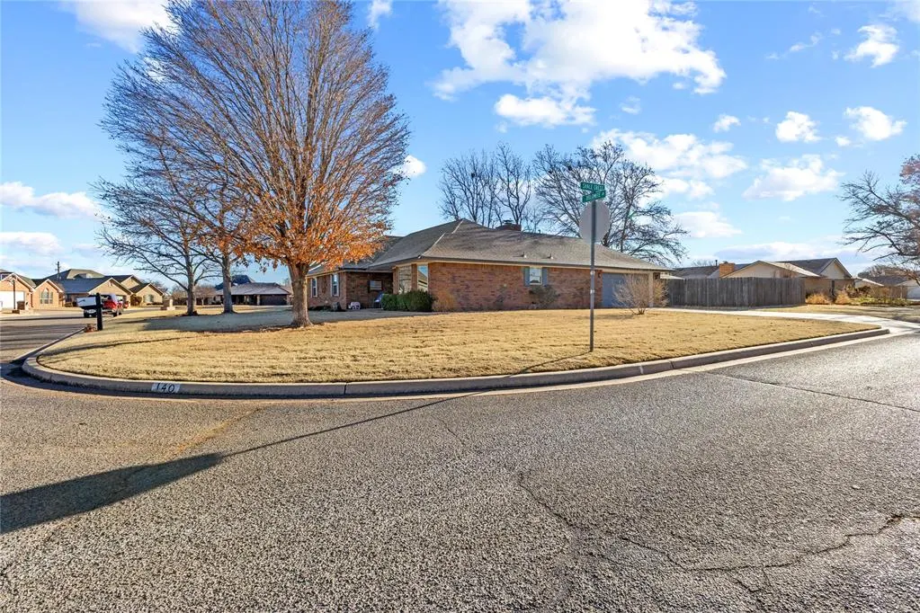 Photo 26 — 140 Dolomite Drive, Clinton, OK 73601