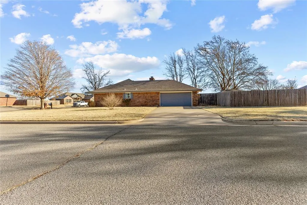 Photo 27 — 140 Dolomite Drive, Clinton, OK 73601