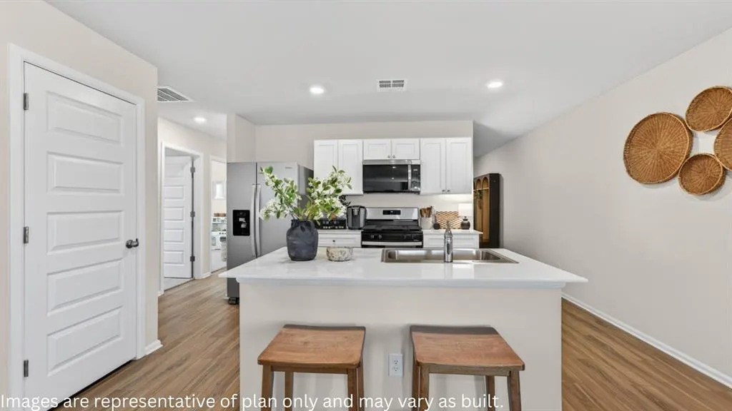 Photo 6 — 3100 Buffalo Farms Boulevard, Oklahoma City, OK 73179