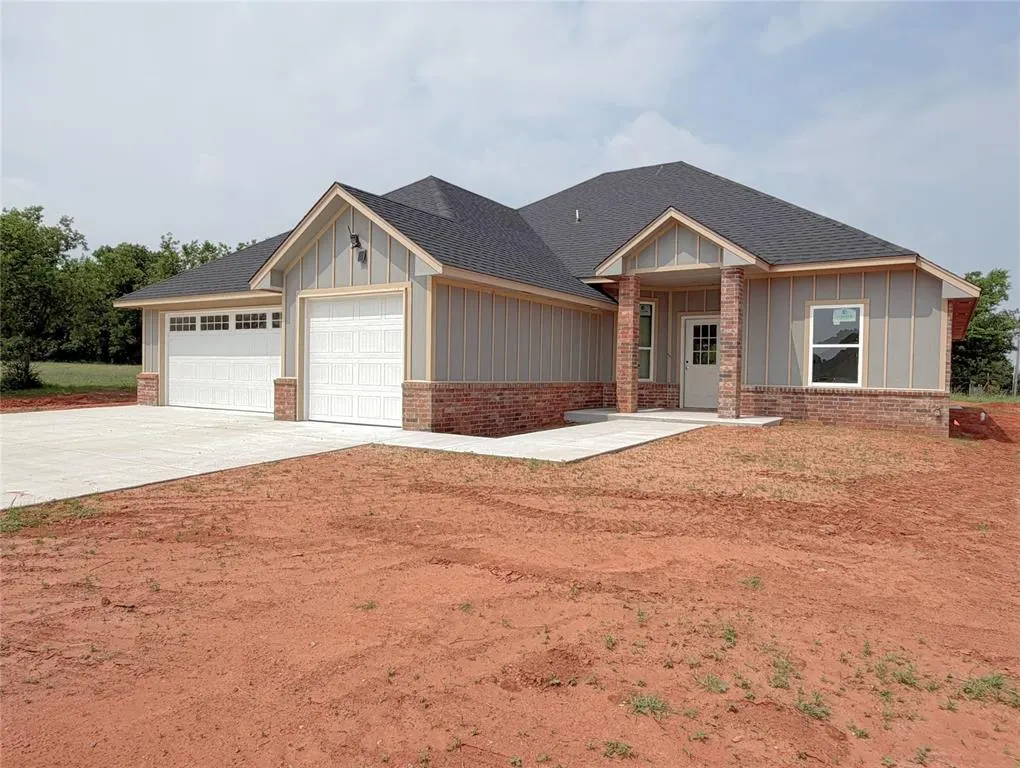 Front exterior — 2208 Winter Ridge Road, Blanchard, OK 73010