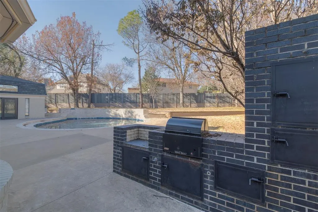 Photo 5 — 6317 Norham Court, Oklahoma City, OK 73118