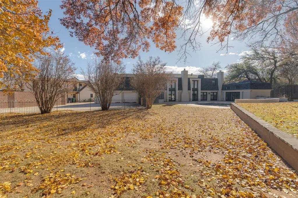 Photo 4 — 6317 Norham Court, Oklahoma City, OK 73118