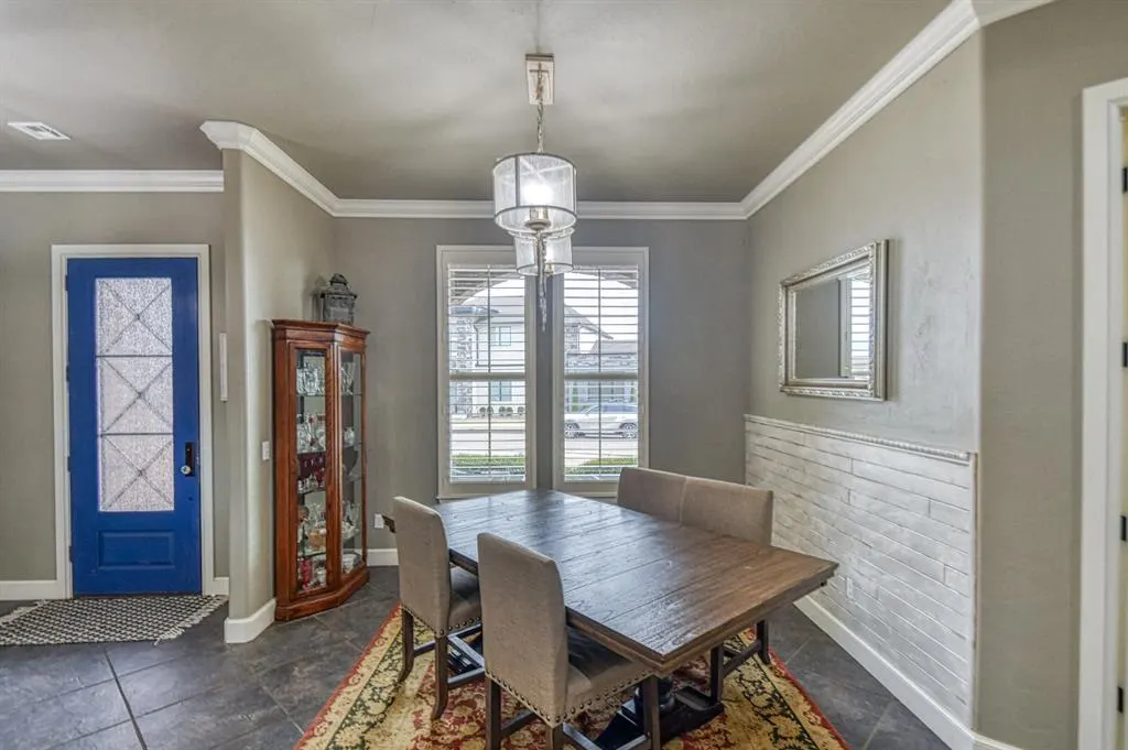 Photo 6 — 2233 War Eagle Lane, Yukon, OK 73099