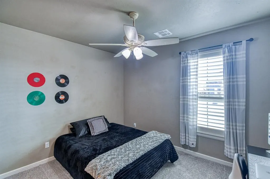 Photo 33 — 2233 War Eagle Lane, Yukon, OK 73099