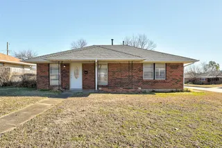 Sold home at 2420 N Key Boulevard