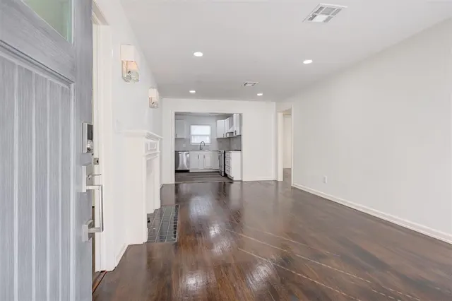Photo 5 — 3237 NW 43rd Street, Oklahoma City, OK 73112