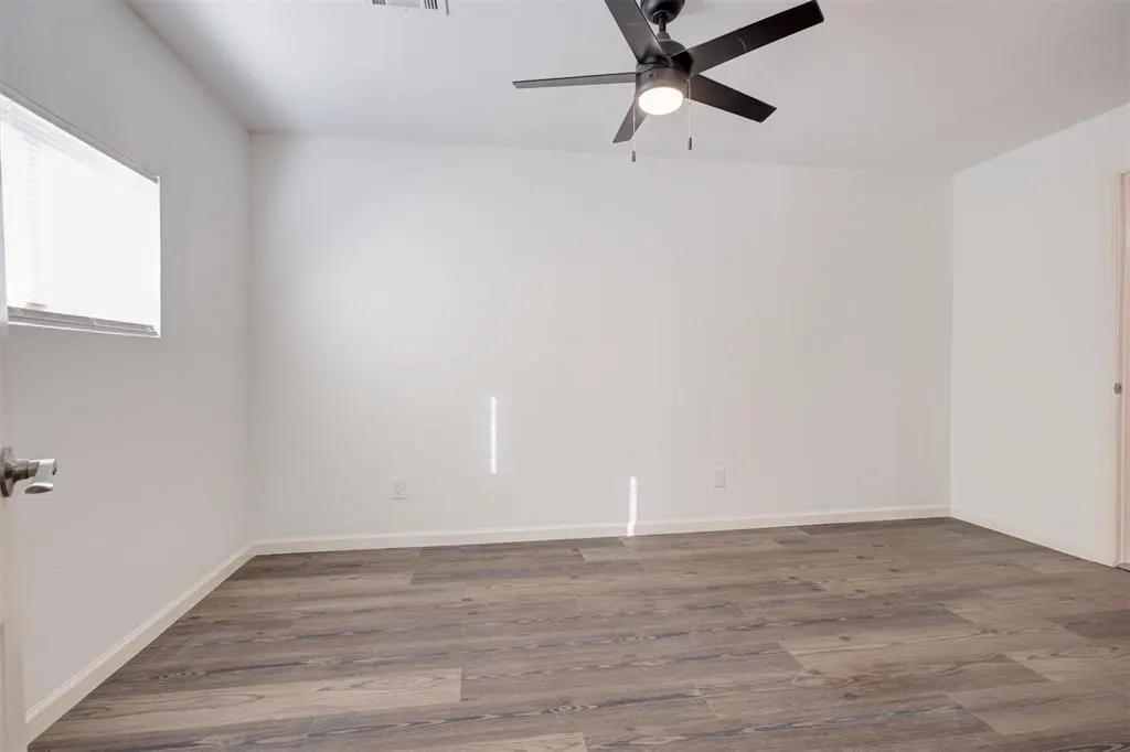 Photo 16 — 3237 NW 43rd Street, Oklahoma City, OK 73112