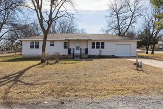 Sold home at 200 E Leslie Street