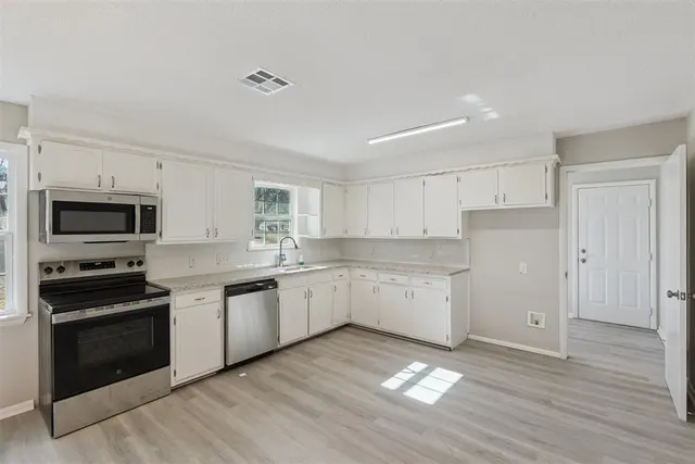 Photo 5 — 200 E Leslie Street, Pauls Valley, OK 73075