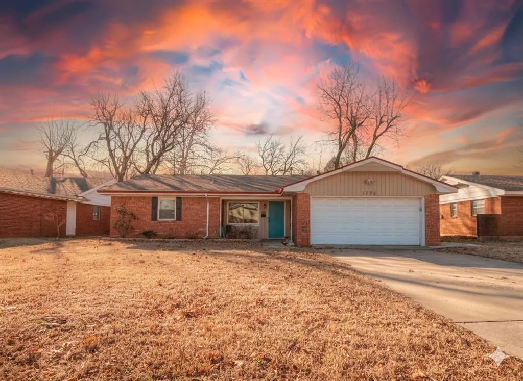 Front exterior — 1728 Windsor Way, Norman, OK 73069