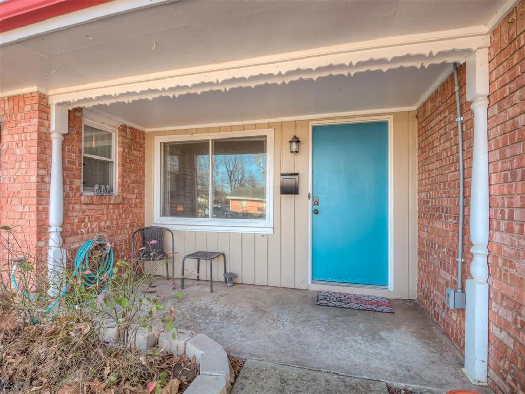 Photo 2 — 1728 Windsor Way, Norman, OK 73069