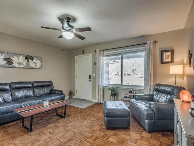 Photo 3 — 1728 Windsor Way, Norman, OK 73069