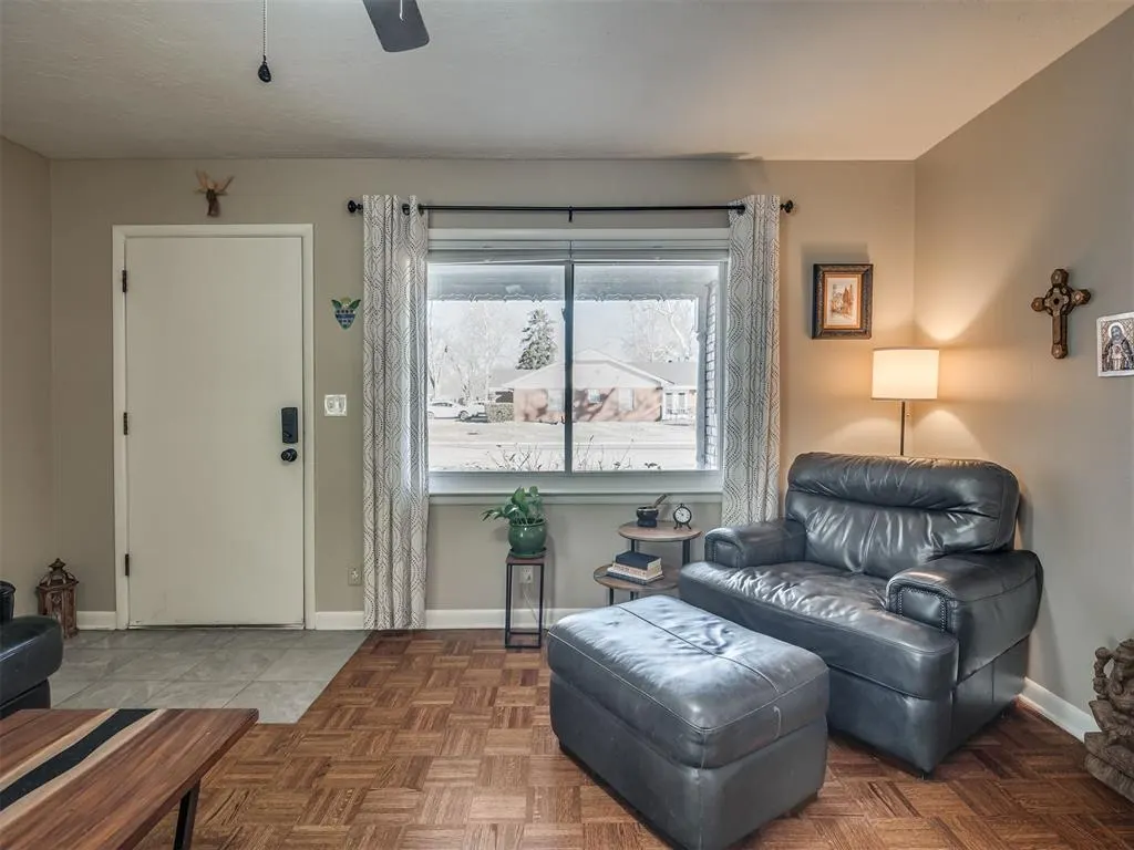 Photo 5 — 1728 Windsor Way, Norman, OK 73069