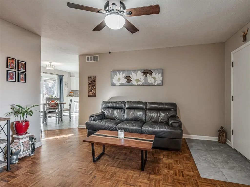 Photo 8 — 1728 Windsor Way, Norman, OK 73069
