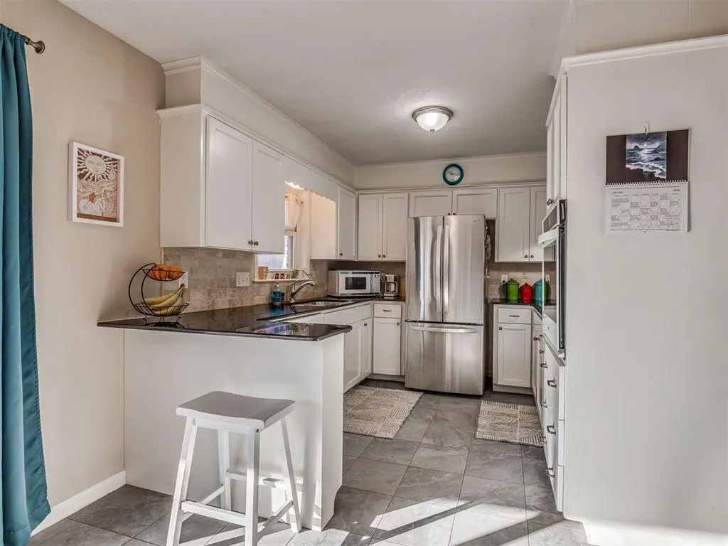 Photo 9 — 1728 Windsor Way, Norman, OK 73069