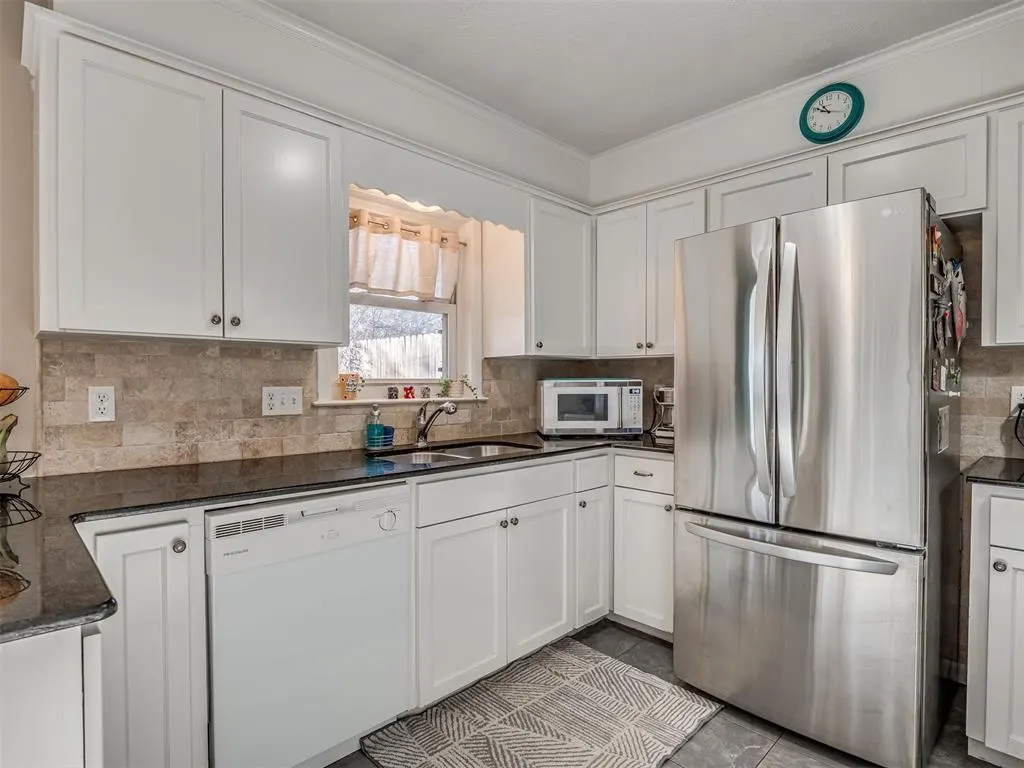 Photo 12 — 1728 Windsor Way, Norman, OK 73069