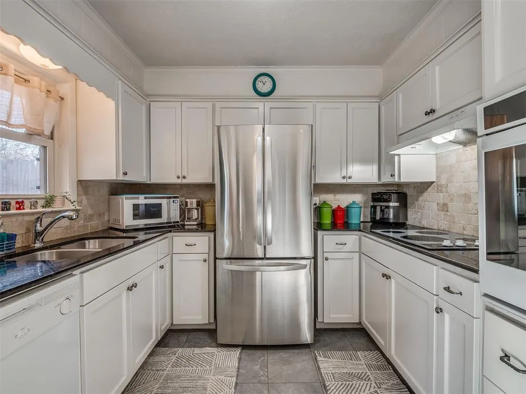 Photo 13 — 1728 Windsor Way, Norman, OK 73069