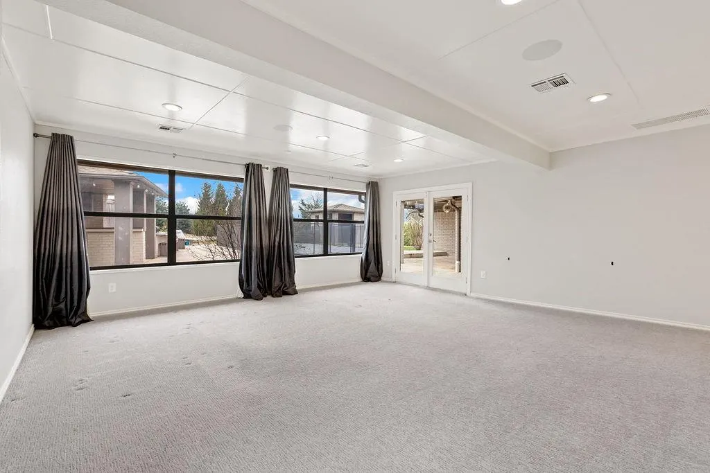 Photo 23 — 12101 Maple Ridge Road, Oklahoma City, OK 73120
