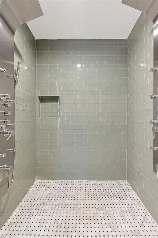 Photo 38 — 12101 Maple Ridge Road, Oklahoma City, OK 73120
