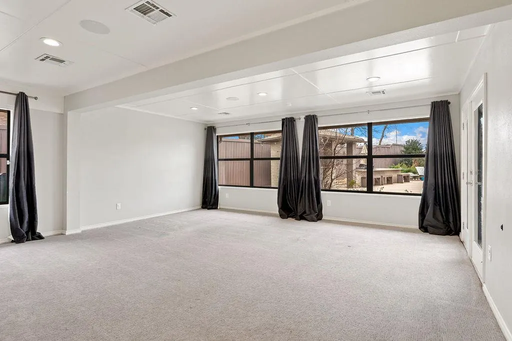 Photo 24 — 12101 Maple Ridge Road, Oklahoma City, OK 73120