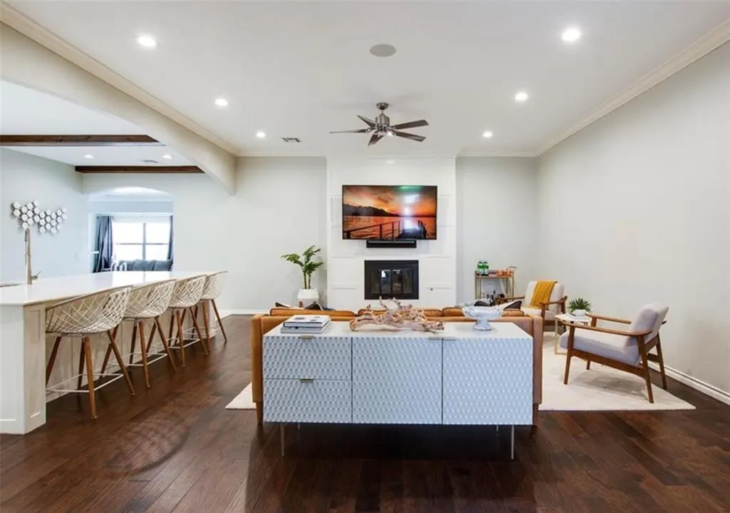 Photo 5 — 12101 Maple Ridge Road, Oklahoma City, OK 73120