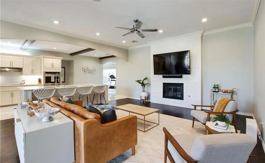 Photo 6 — 12101 Maple Ridge Road, Oklahoma City, OK 73120